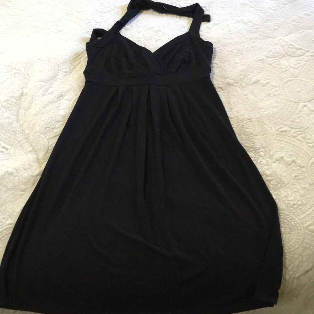 🆕 Women’s halter dress